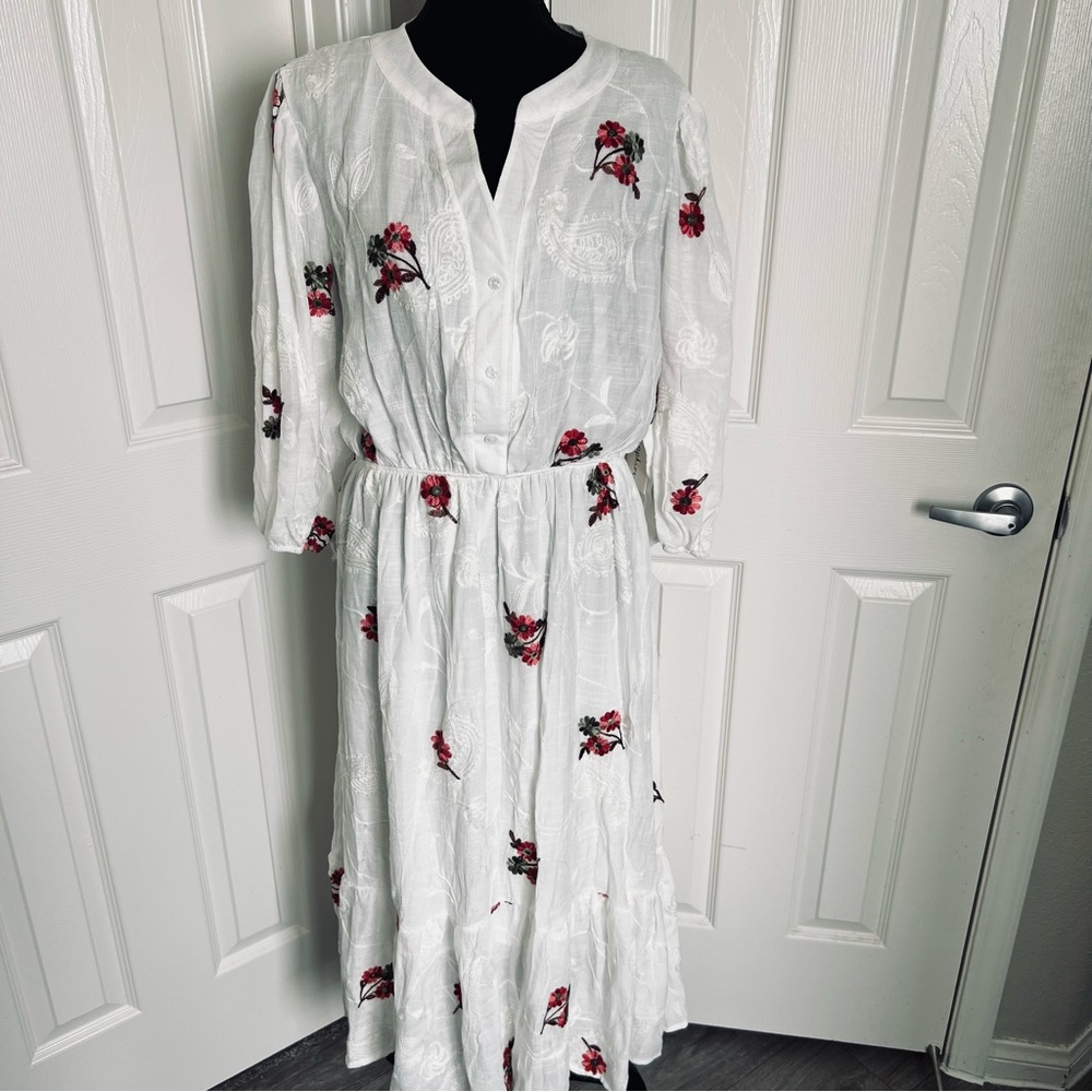🌺 New! Lovely White Spring Dress w Embroidered Flowers Size 2X